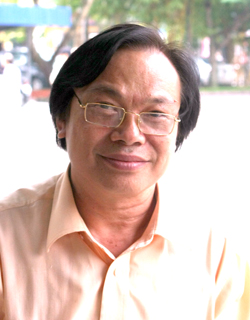 THI SĨ TRẦN HÙNG -                                         thơ bước ra từ năng lượng chuyển vận nơi chiều sâu độc thoại