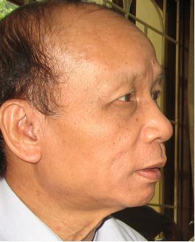 Dịch giả Lê Bá Thự: Bác ong cần mẫn