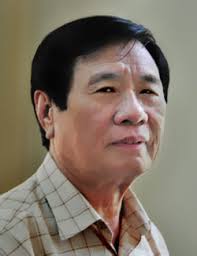 Gió đồng trong mắt bão